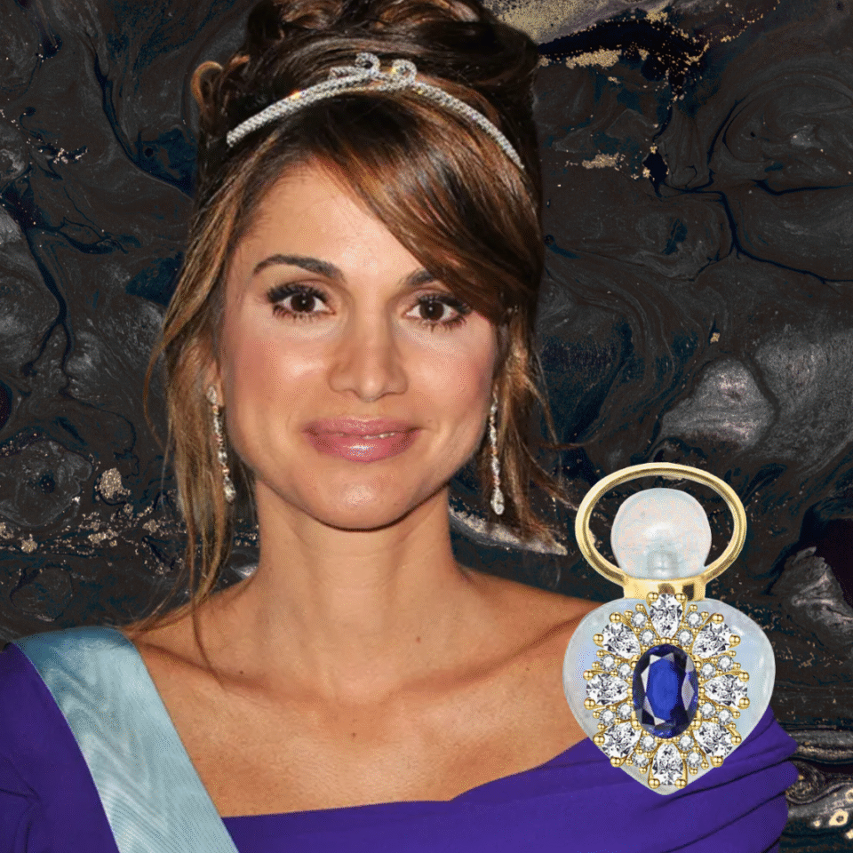 BLUE SAPPHIRE "RANIA'S TRUTH" MINI PERFUME AMULET NECKLACE - Image 4